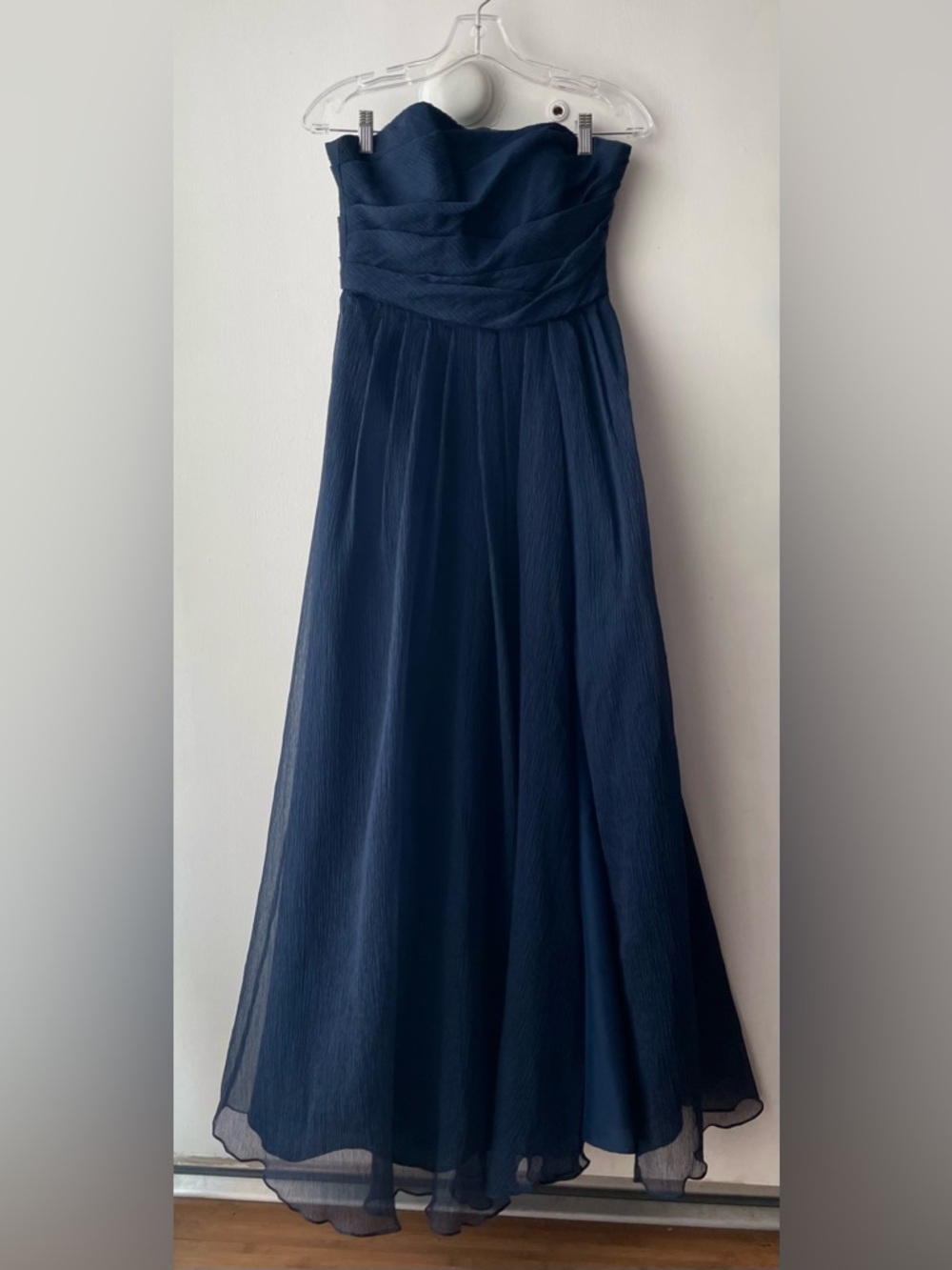 WHITE BY VERA WANG NAVY BLUE CHIFFON STRAPLESS BRIDESMAID’S DRESS - SIZE 6!